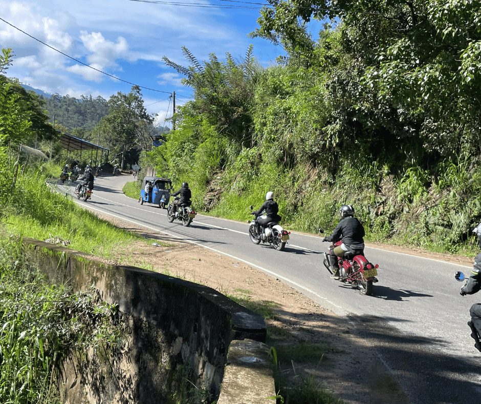 Riding in the sri lankan hills - Sri Lanka women motorcycle tour
